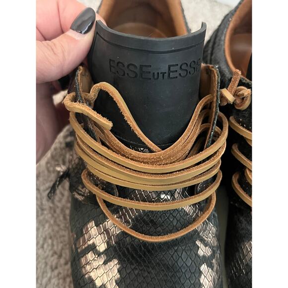ESSEutESSE Metallic Python Print Lamb Leather Fringe Running Sneaker Black 39 - Picture 5 of 13